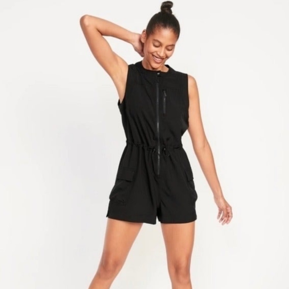 Old Navy StretchTech Sleeveless Zip-Front Cargo Romper